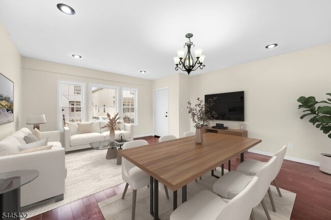 Building Photo - 620 McGillvray Pl Unit 1