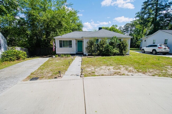 Photo - Adorable 3BR Rosewood Rental with Dreamy Porch & Fenced Yard!