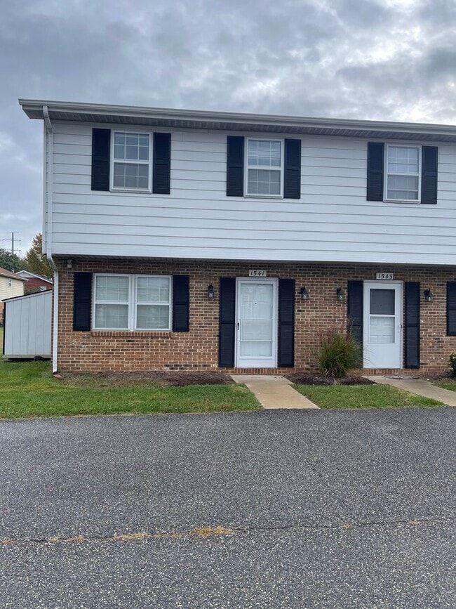 Building Photo - Duplex for Rent Rental