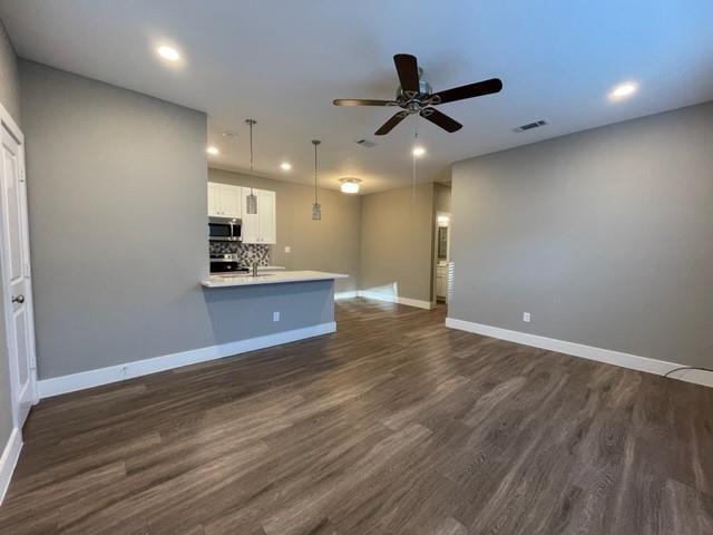 Photo - 8008 Doreen Ave