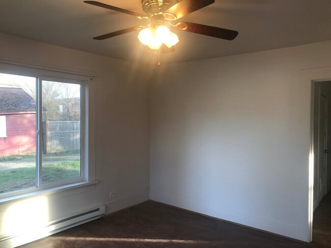 Photo - Cute 2 bedroom in Centralia