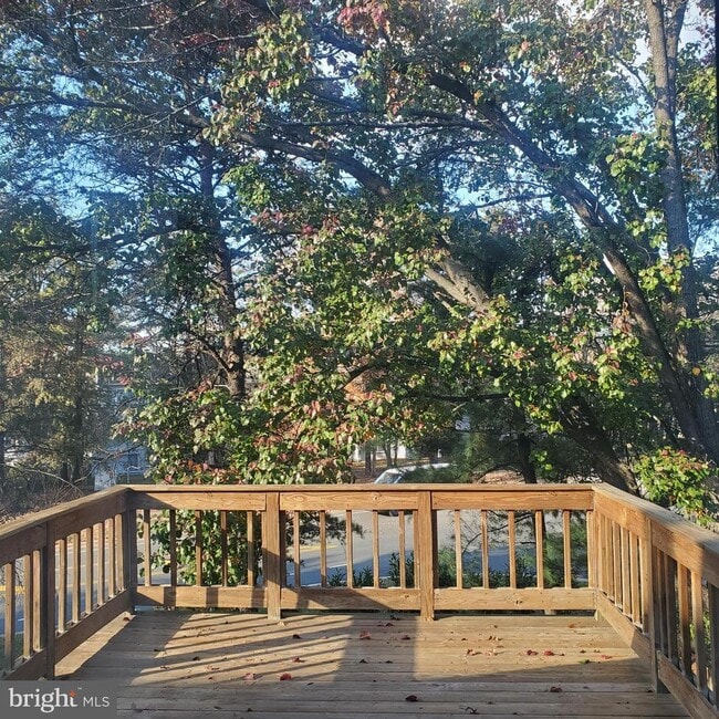 Building Photo - 1700 Quietree Dr