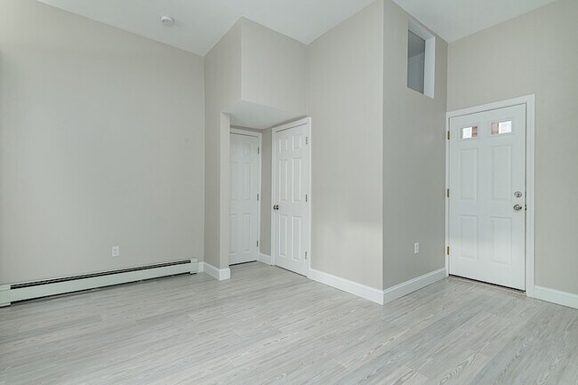 Photo - 145 Columbia St Unit 1