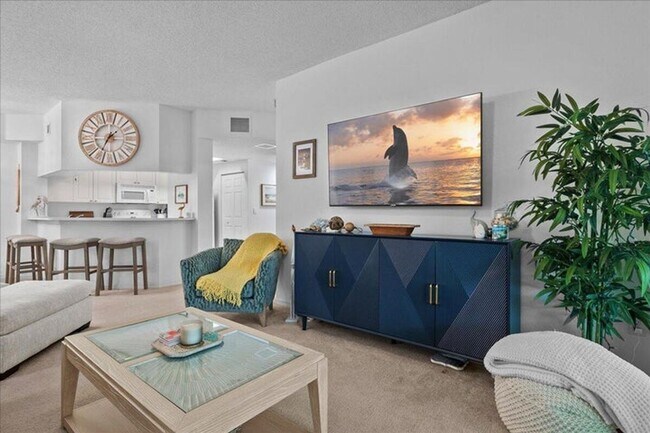Photo - 3020 Alcazar Pl