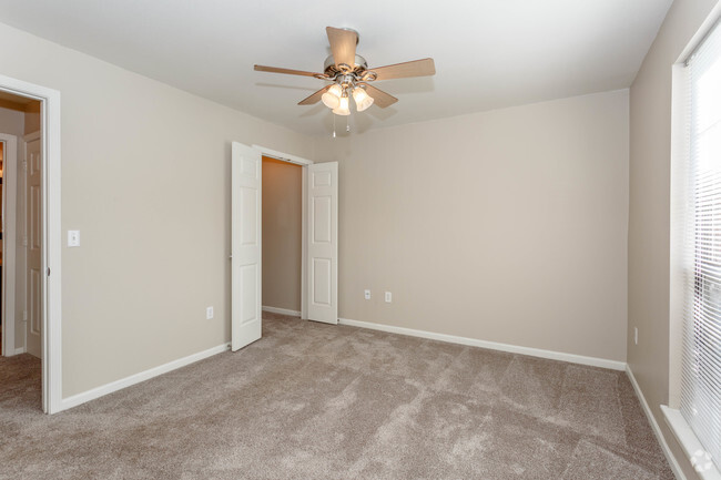 Crown Colony Apartments - Topeka, KS | ForRent.com