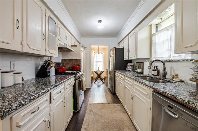Photo - 937 Ferncliff Trail