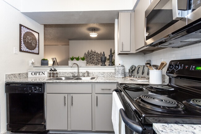 1HAB, 1BA-768 ft² - The Edison - Dallas, TX