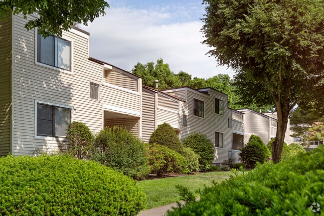 Building Photo - Sprucewood Apartments