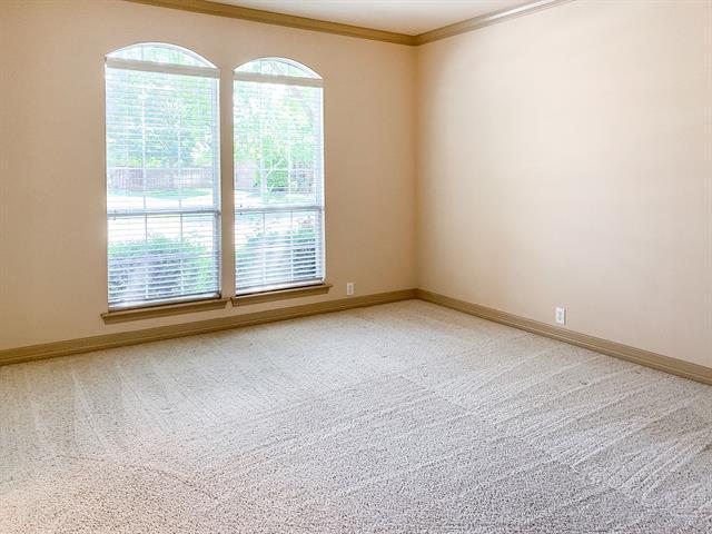 Photo - 540 Chesapeake Ln