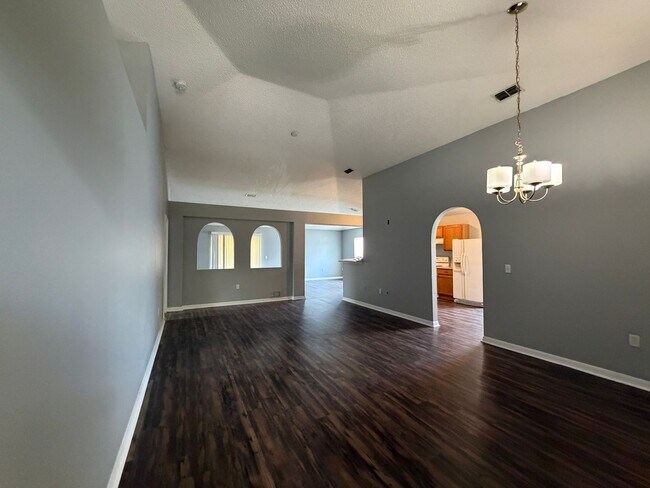 Photo - 7327 High Bluff Rd N