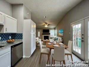 Photo - 6026 Glacier Sun Dr