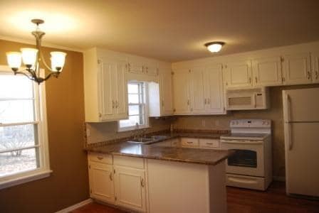 Photo - 4 BEDROOM RANCH with BIG YARD