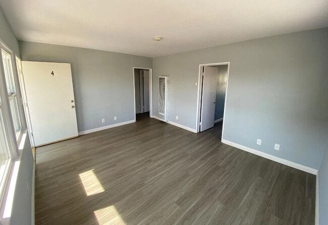 Building Photo - 3995 Inglewood Blvd