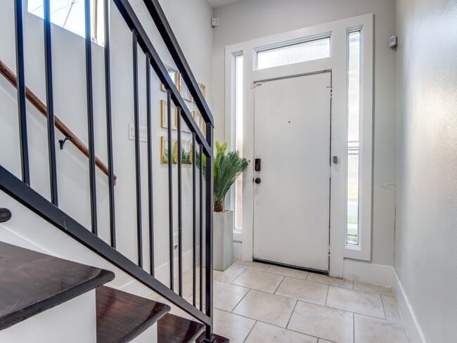 Photo - 1509 Holly St
