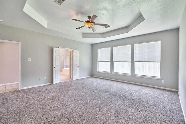 Photo - 13714 Hillingdale Ln