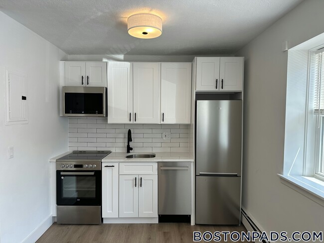 Photo - 740 E 7th St Unit 7