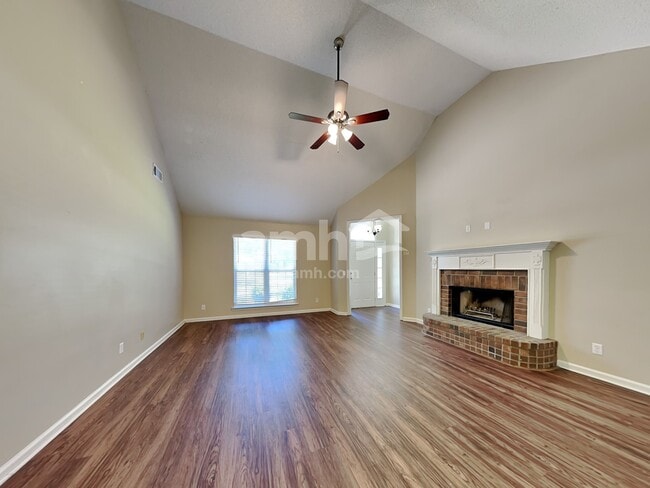 Photo - 131 Junco Way