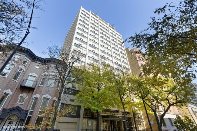 Building Photo - 30 E Division St Unit 15A Rental