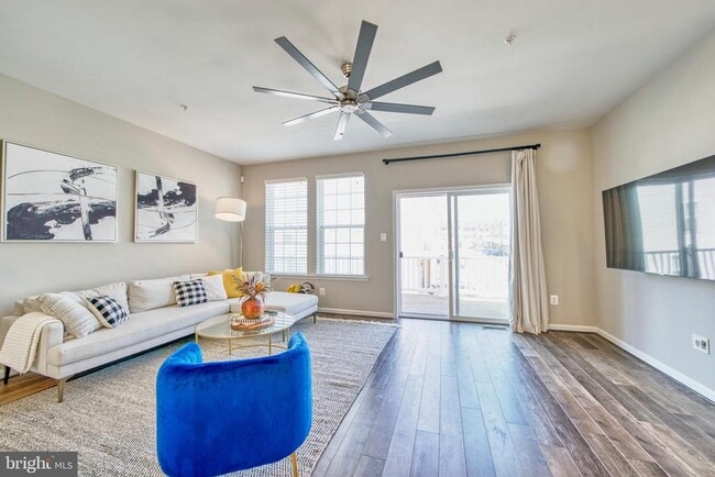 Photo - 18318 Woodhouse Ln