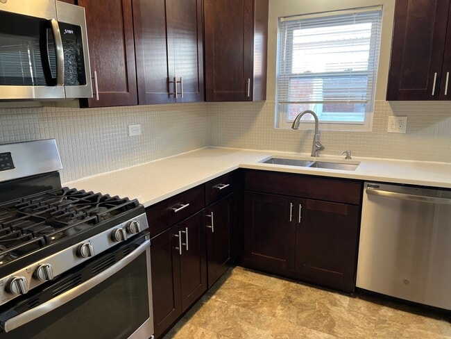 Photo - 8614 W Berwyn Ave