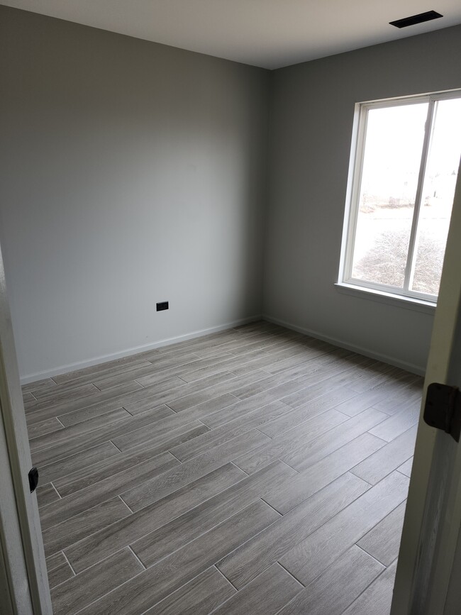 Photo - 401 Gregory Ln