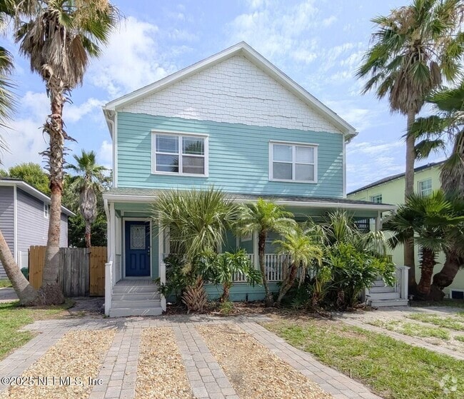 Building Photo - 411 3rd St N Rental