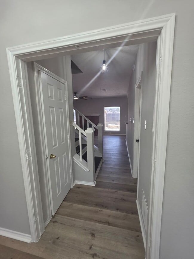 Photo - Spacious 4-Bedroom Home with Pool & Spa in...