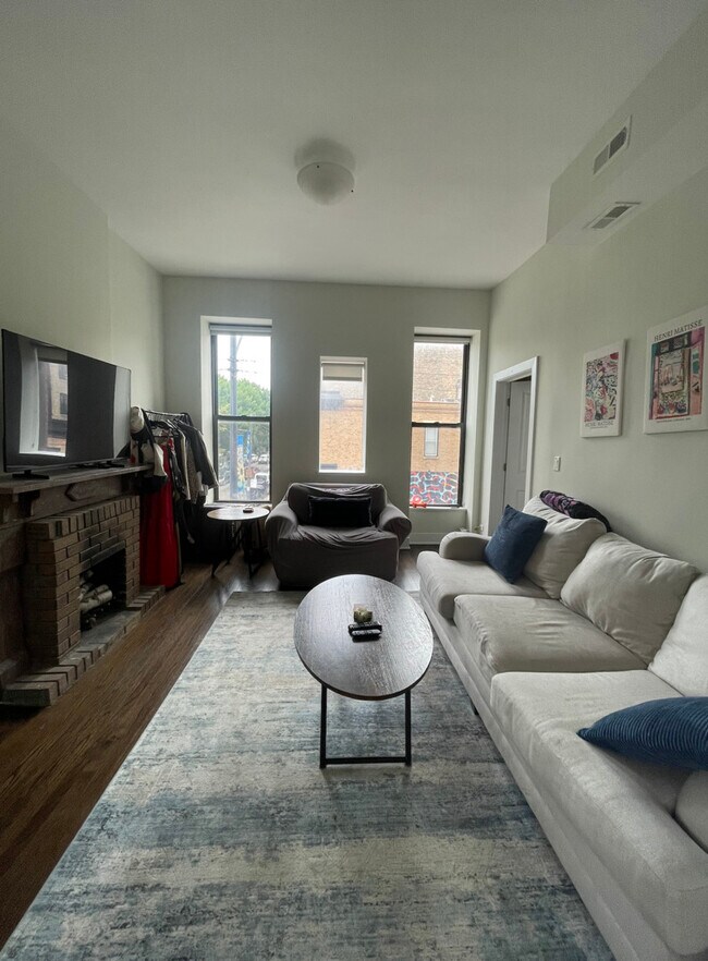 Photo - 1205 W Webster Ave Unit 2E