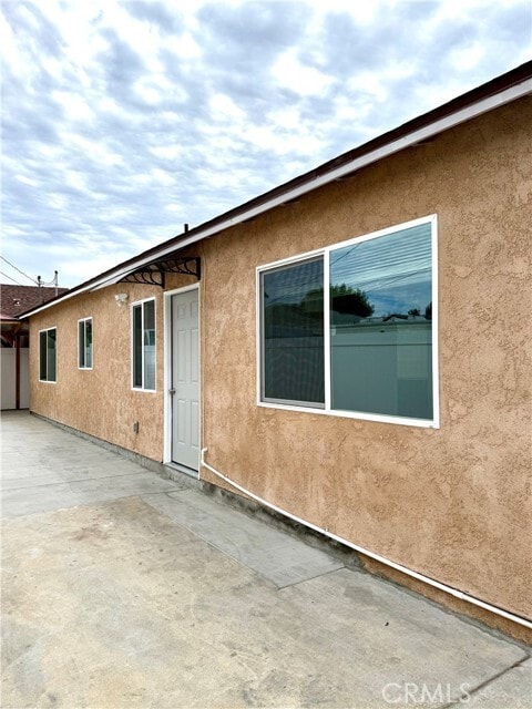 Building Photo - 6515 White Oak Ave Rental