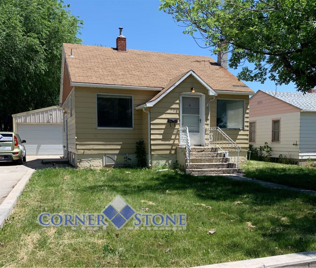 Building Photo - Charming Home with Large Detached Garage!