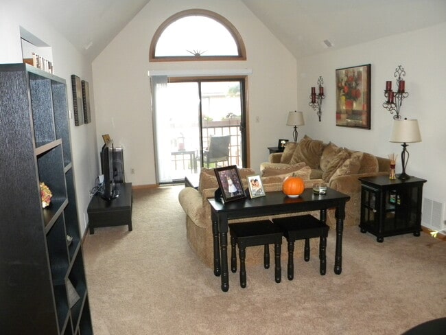 Photo - N58W23917 Hastings Ct