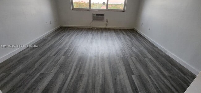 Photo - 6930 Miami Gardens Dr Unit 1-512A
