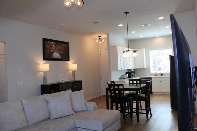 Photo - 15109 Casbah Dr