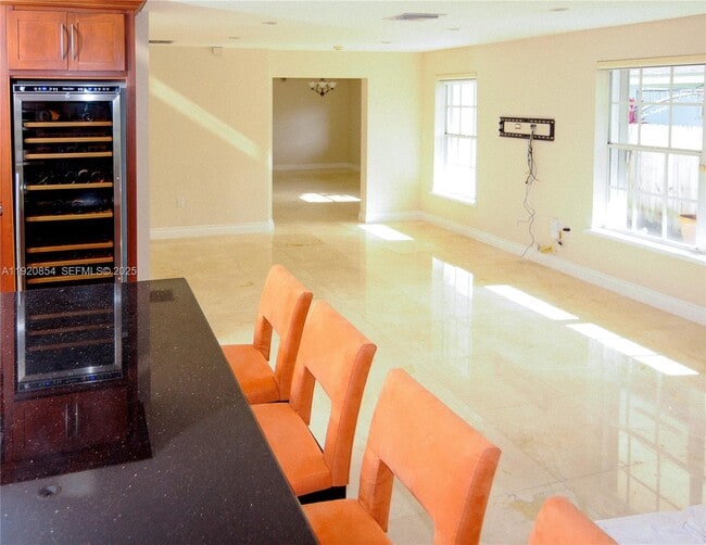 Photo - 6384 SW 31st St