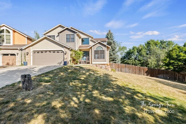 Building Photo - SPECTACULARLY HUGE 6BD HOME with PANORAMIC MOUNTAIN VIEWS - Security Deposit Waiver Available