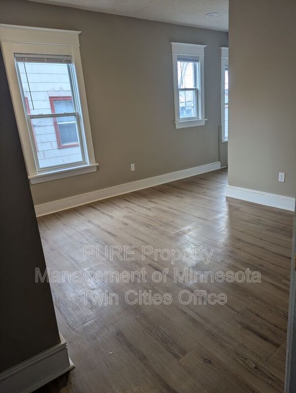 Photo - 605 Van Buren Ave Unit 1