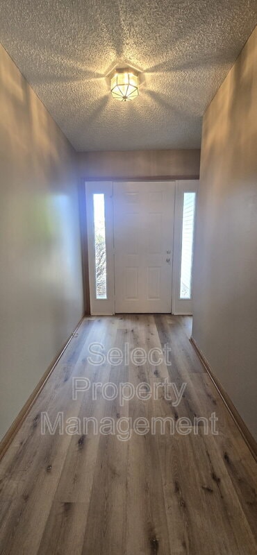 Photo - 605 Copperfield Dr