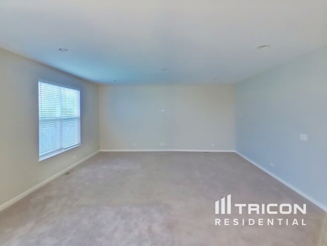 Photo - 2349 Mayfield Dr