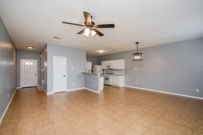 Photo - 6418 Waldron Dr Unit B