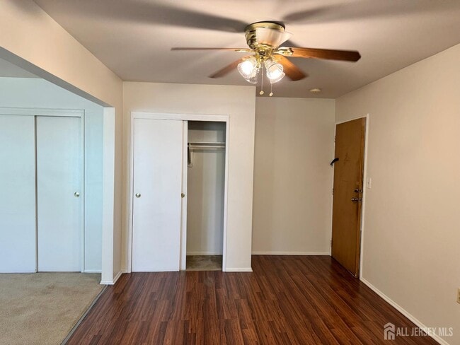 Photo - 42A5 Woodedge Ave Unit 1