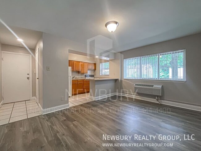 Building Photo - 1331 Washington Blvd Rental