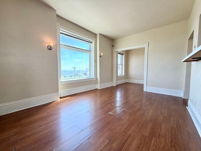 Photo - 529 W 4th St Unit 529 W 4th St - 2