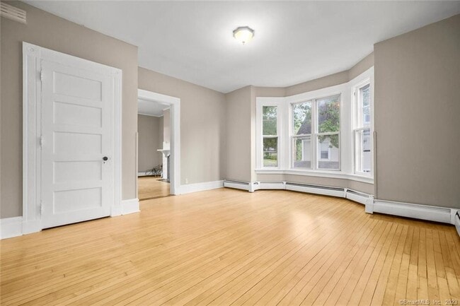 Photo - 49 Atwater Ave Unit 2