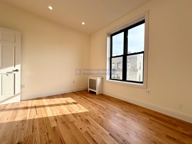 Photo - 41-47 Saint Nicholas Terrace Unit 57