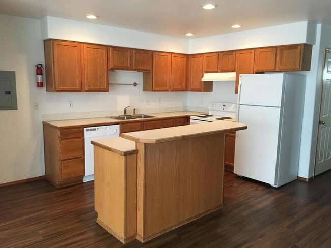 Photo - 1330 D S Skyline Dr