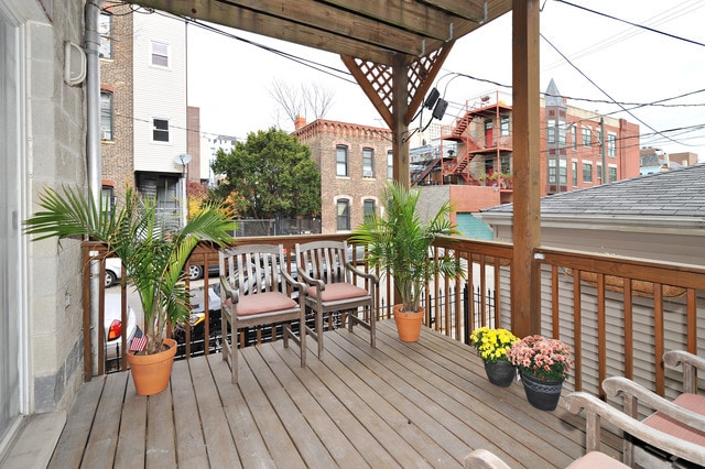 Photo - 1041 N Marshfield Ave Unit 1