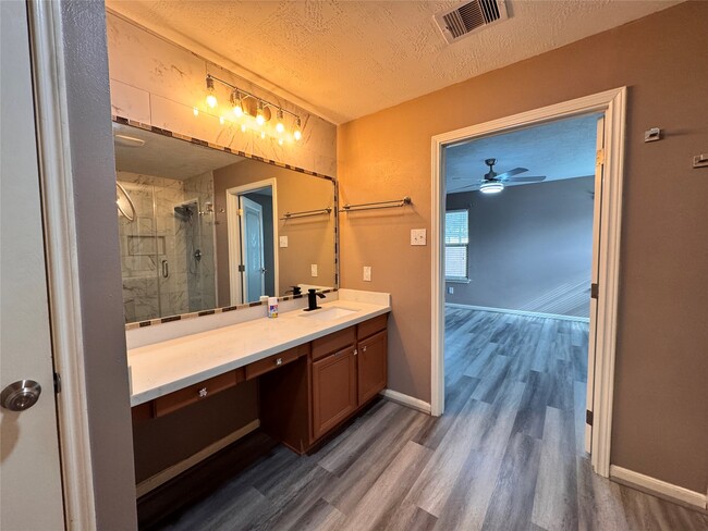 Building Photo - 19115 Saddleville Mills Ln