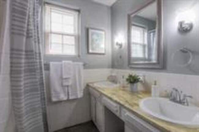 Photo - 8327 Lowell Ave