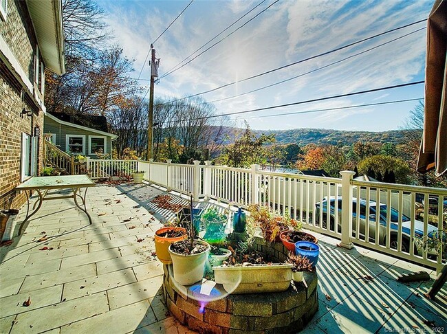 Photo - 16 Maiden Ln