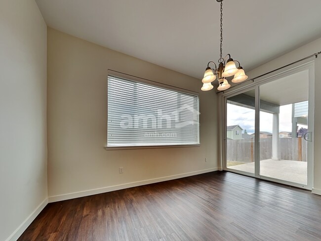 Photo - 9963 Justman Street Southeast